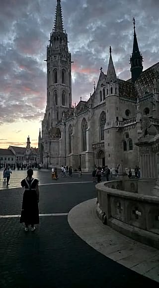 Church of St. Matthias / Fisherman's Bastion / Budapest'