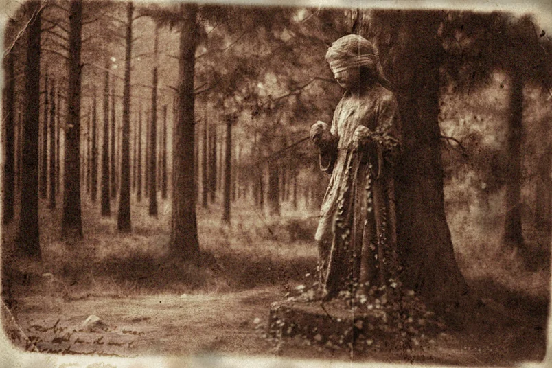 MAGDA the old haunted statue picture 1 of 1