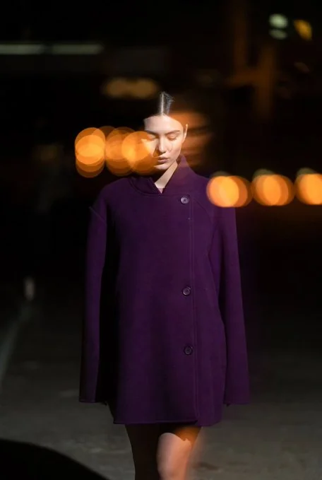 Violet picture 1 of 2