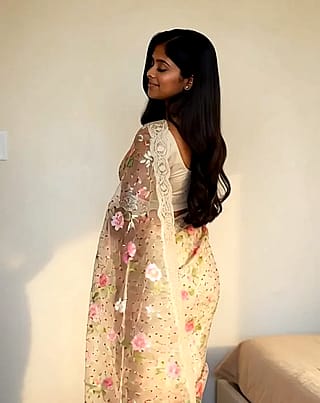 Asked Al to turn myself into female and see what it gave'