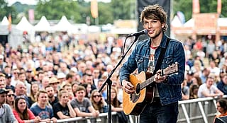 Taylor Swift as a man'