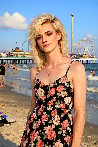 Femboy's trip to Galveston'