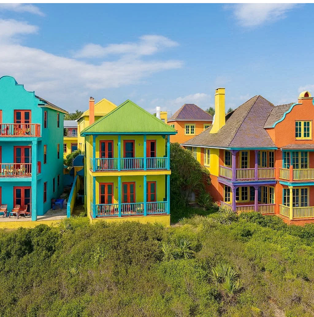 The same housing neighborhood across the multiverse. One of the versions is on fire. picture 6 of 8