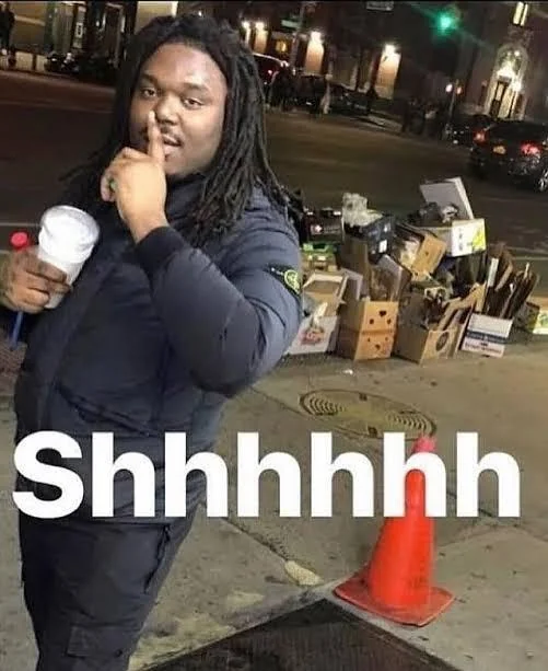 Can anyone help me extend this picture? picture 1 of 1