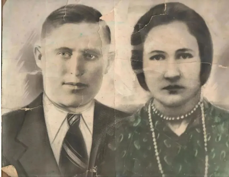 Restoration of photos by Ai picture 1 of 8