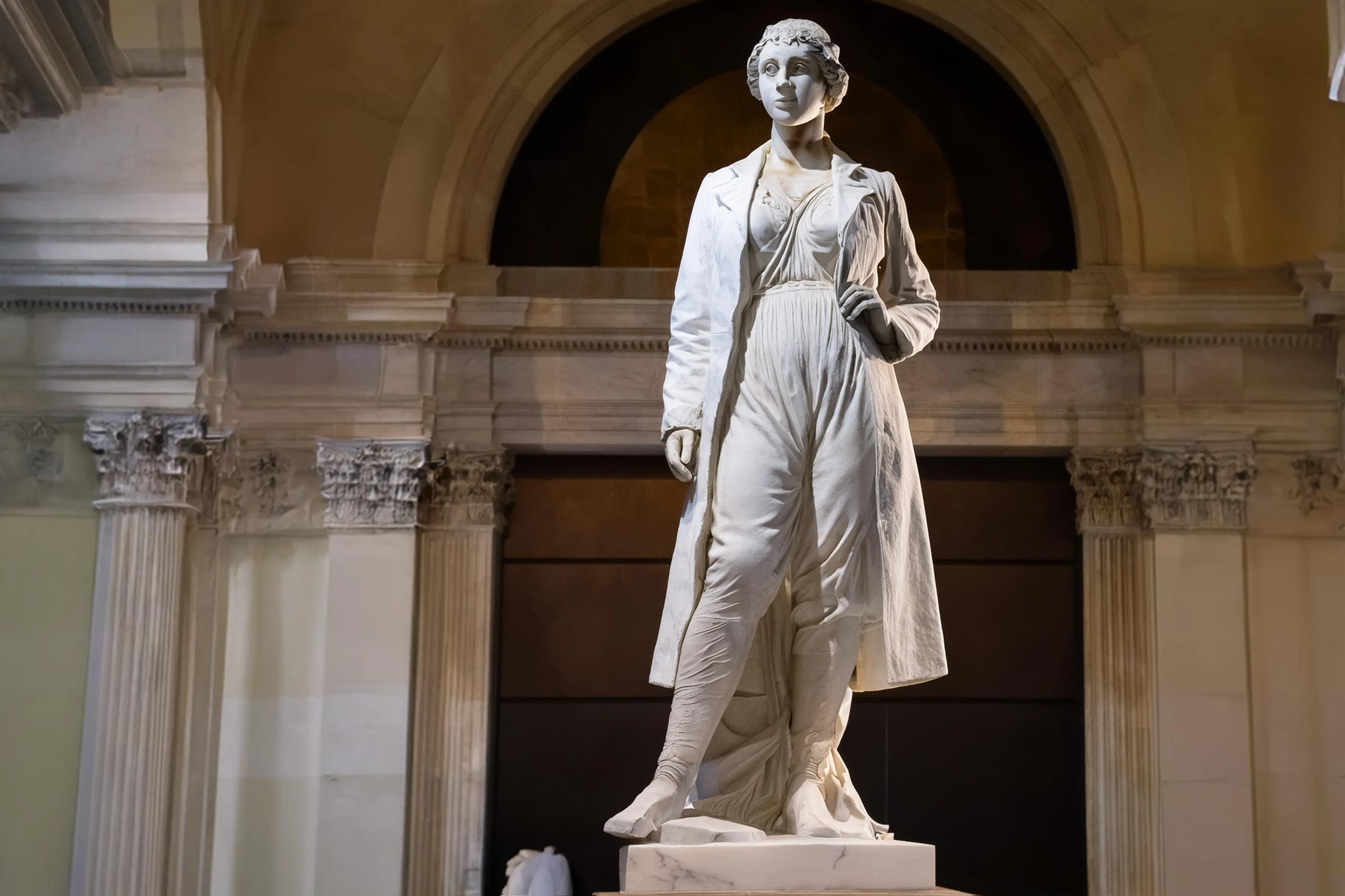 Marble with Lab Coat #8 picture 1 of 1