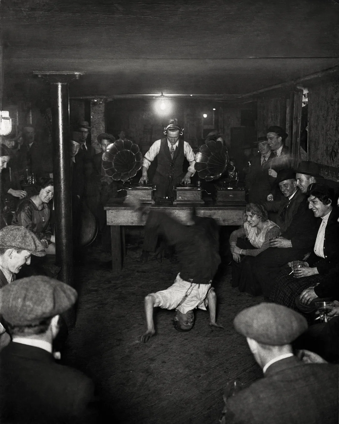 In da club picture 2 of 2