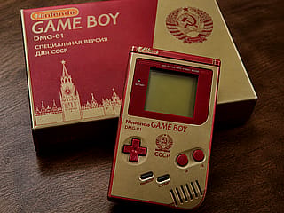 What if Nintendo released a Game Boy exclusive for USSR back in the 80s. I liked how authentic it looks.'