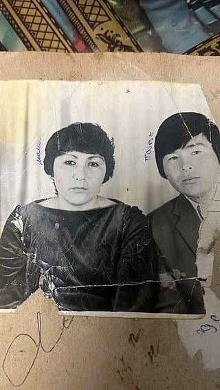 Restoration of photos by AI'