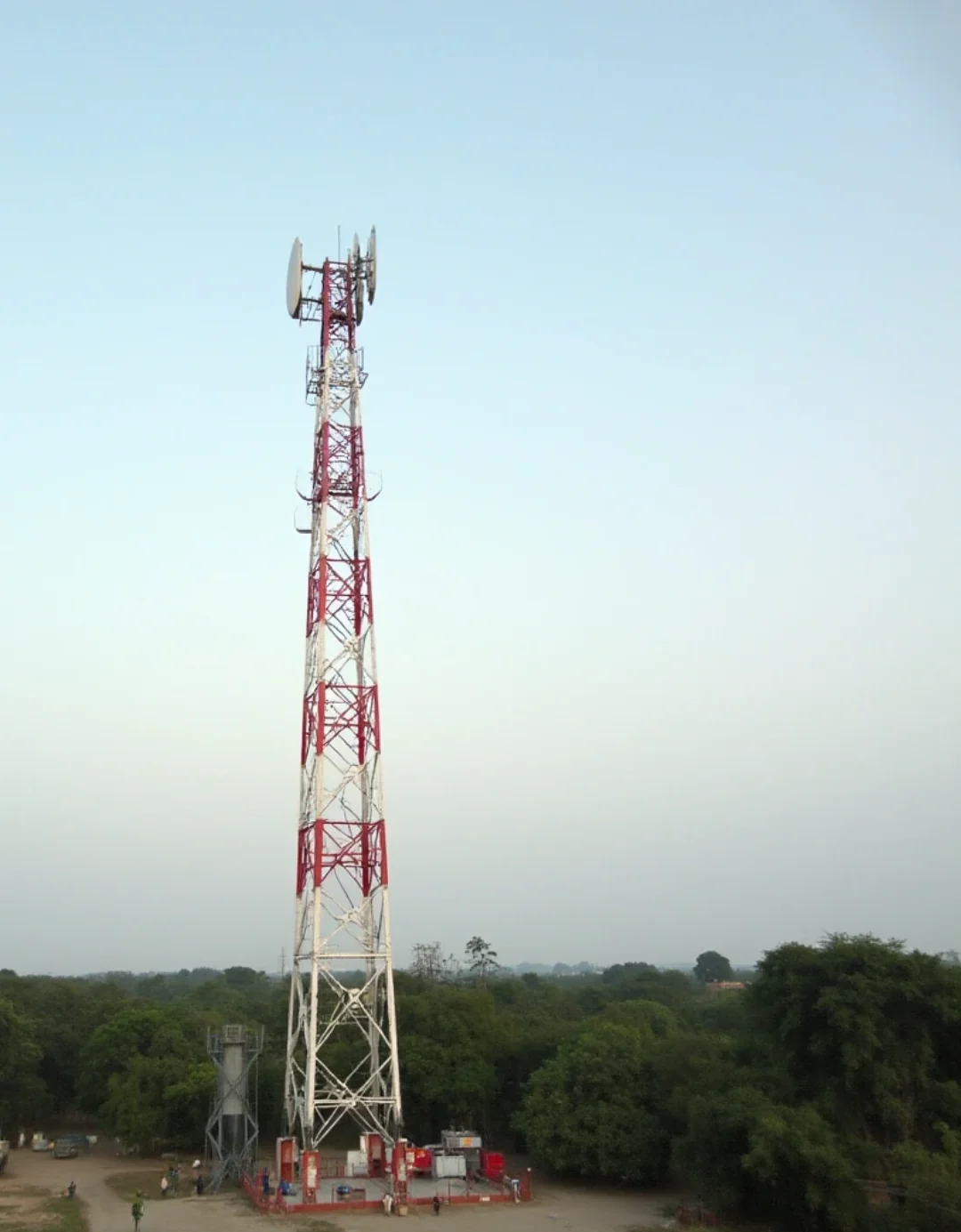 South India radio mast picture 1 of 1