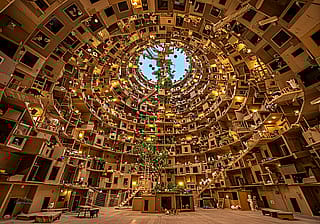 Catropolis - Megastructure for Cats'