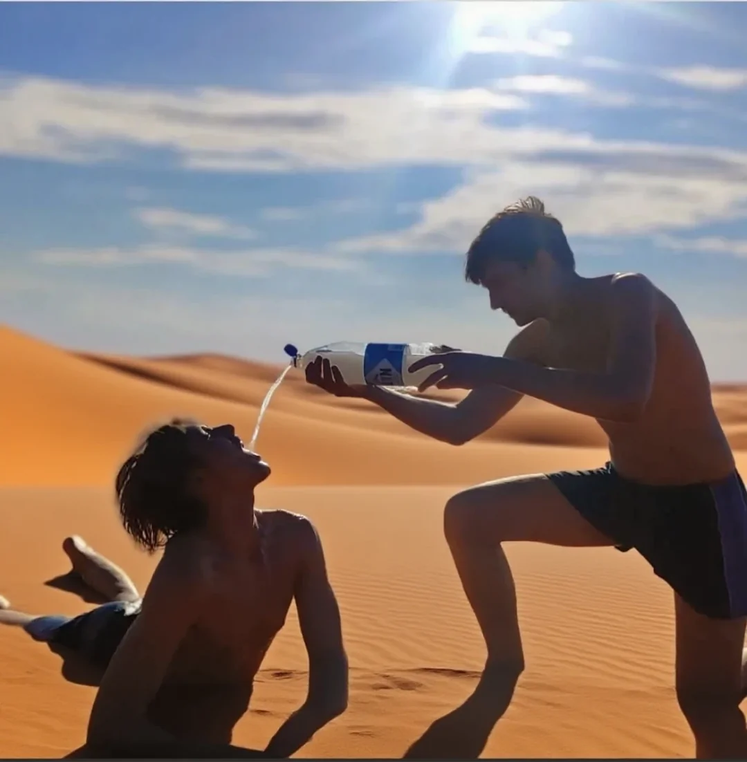 These two images are enough to make a meme picture 1 of 2
