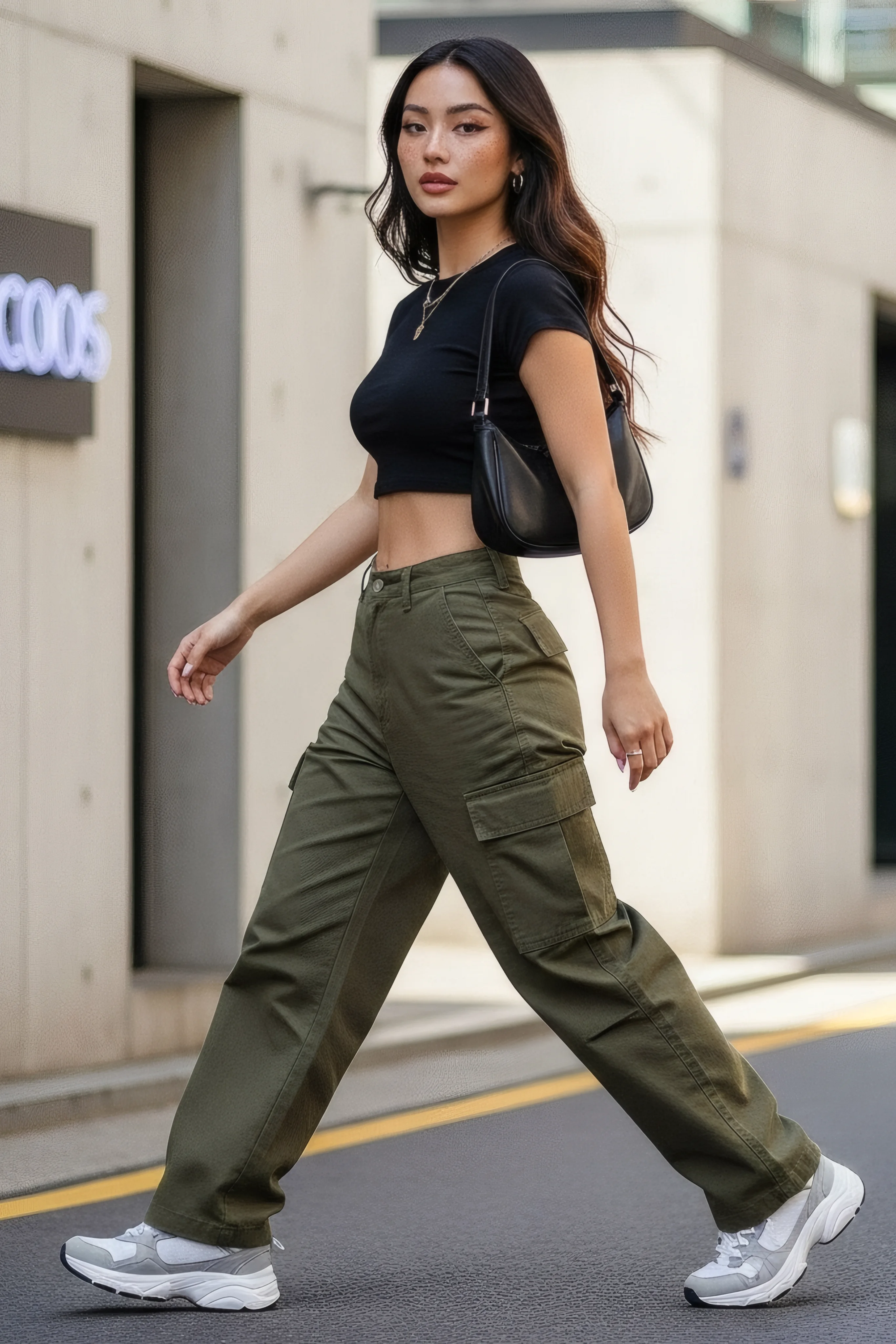 Emi - GenZ Instagram Influencer picture 3 of 5