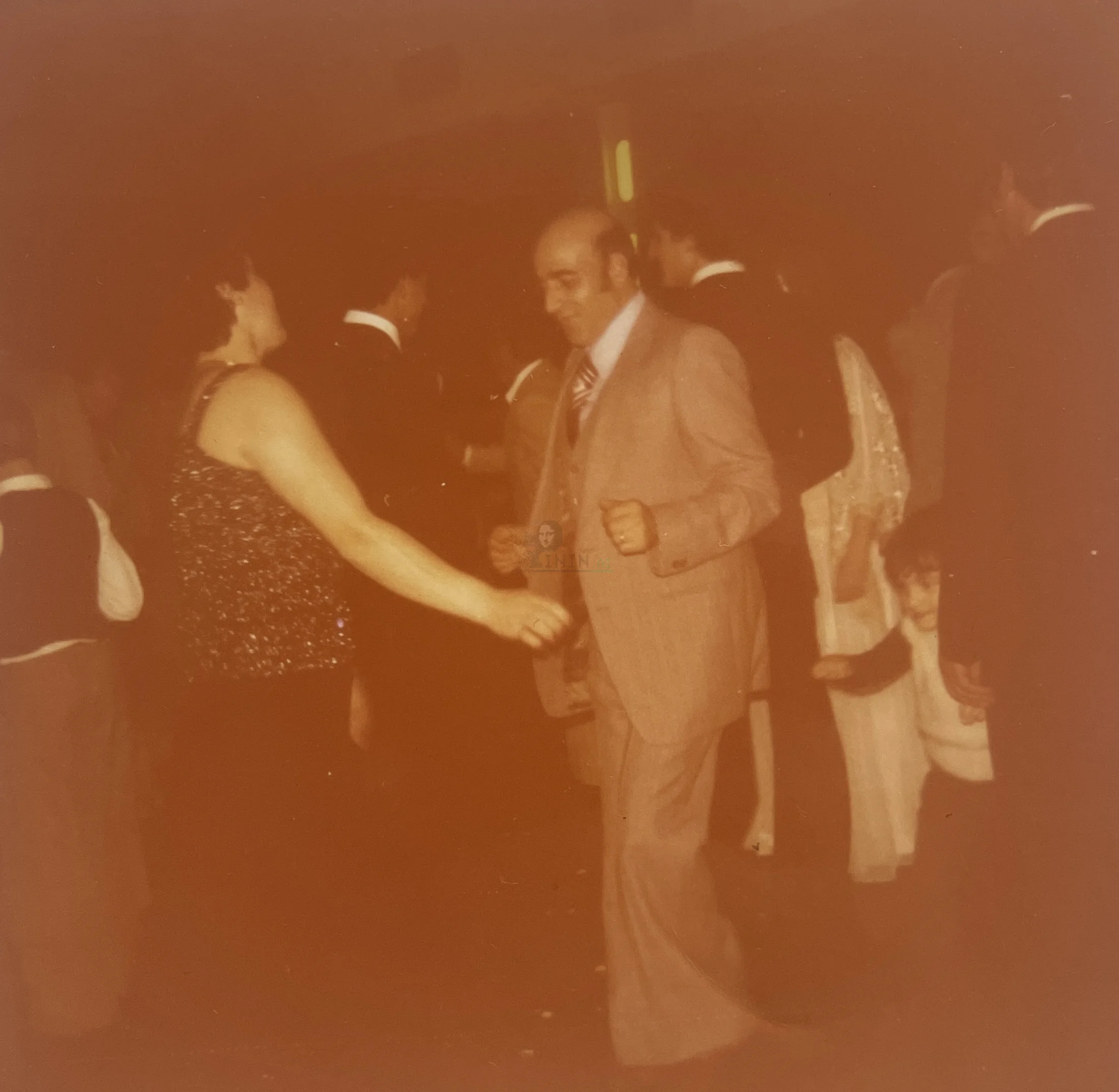 AI can now accurately restore old photos! This is crazy. picture 5 of 6